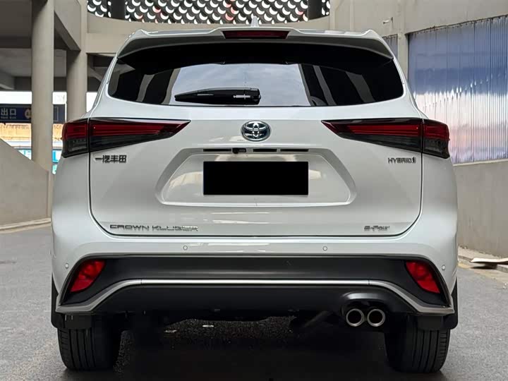 Фото 4 - Toyota Crown Kluger