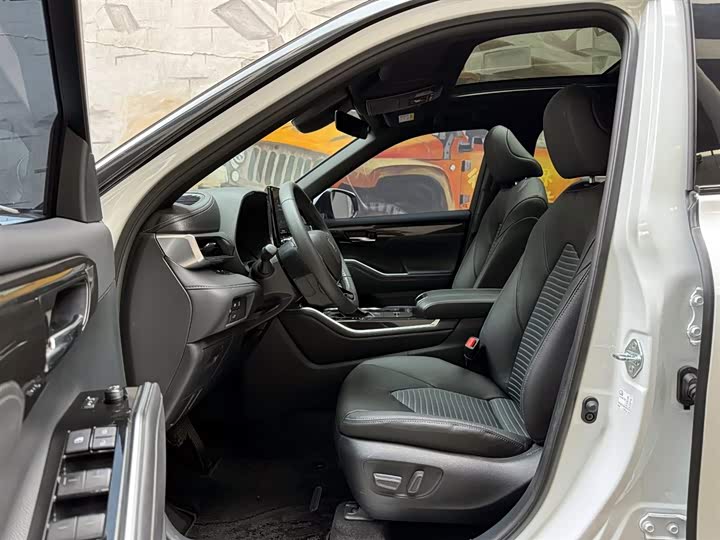 Фото 9 - Toyota Crown Kluger