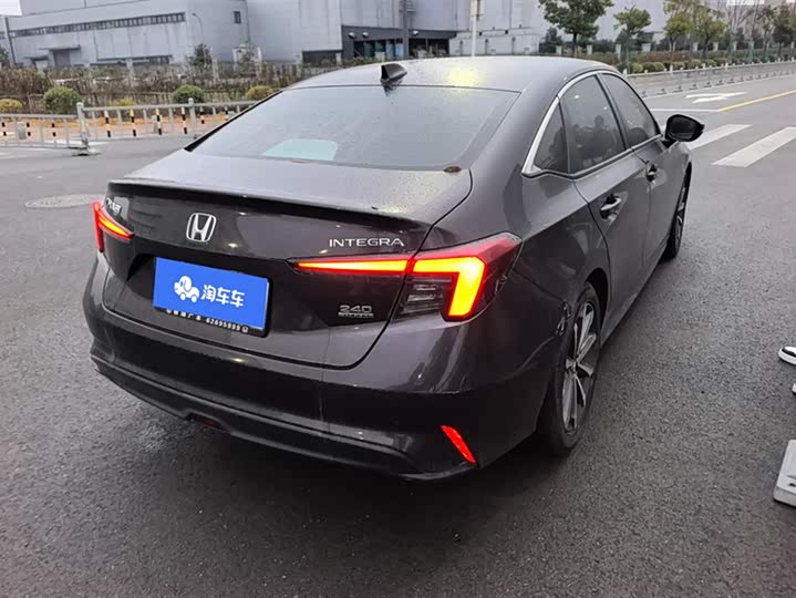 Фото 3 - Honda Integra