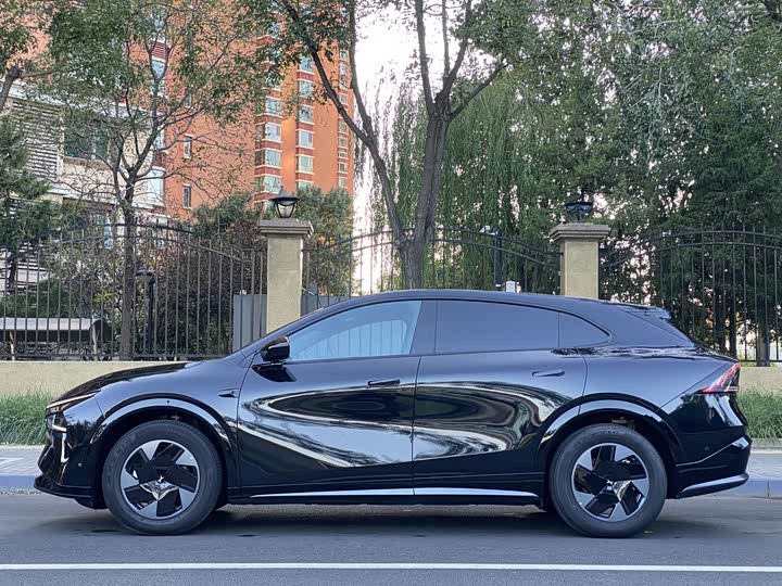 Фото 3 - XPeng G7