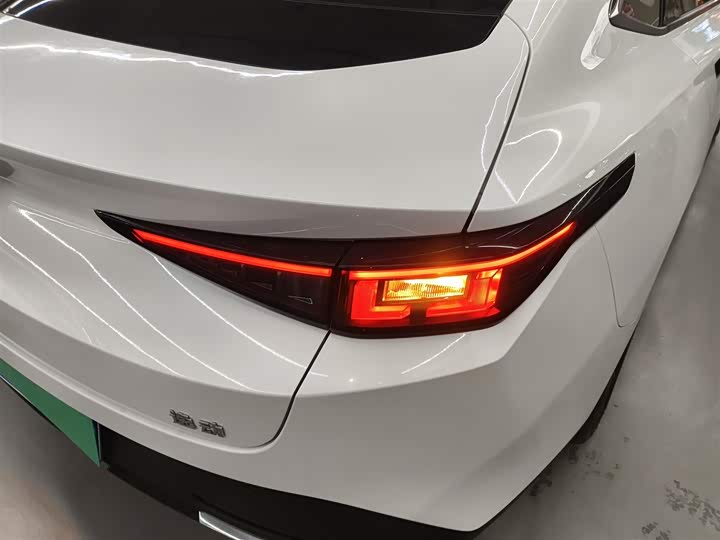 Фото 8 - Changan Eado Plus