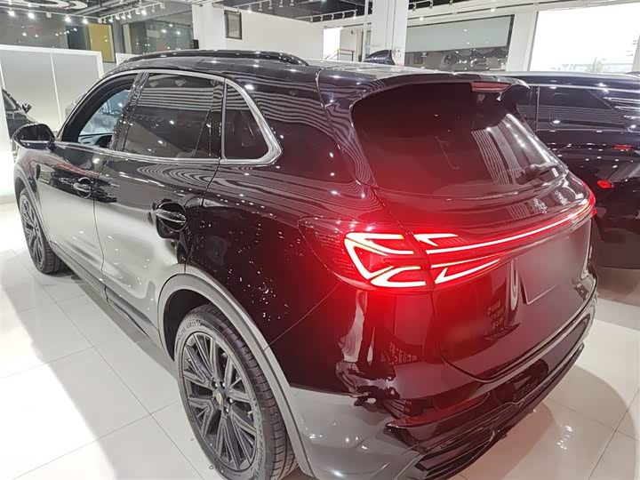 Фото 5 - Hongqi HS5