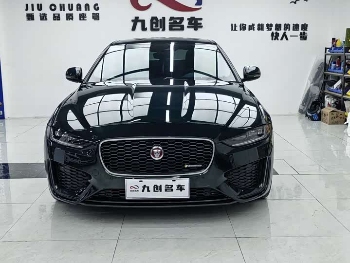 Фото 5 - Jaguar XE L