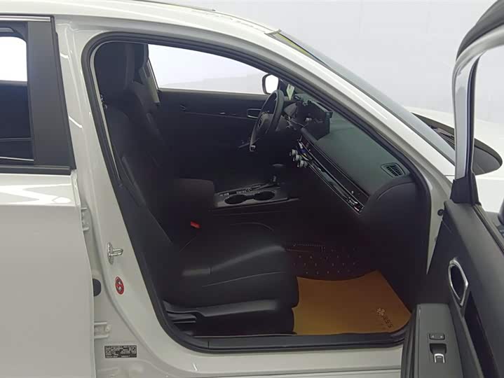 Фото 8 - Honda Civic