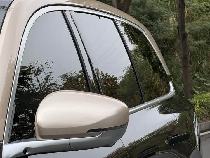 Фото 9 - Changan Deepal S09