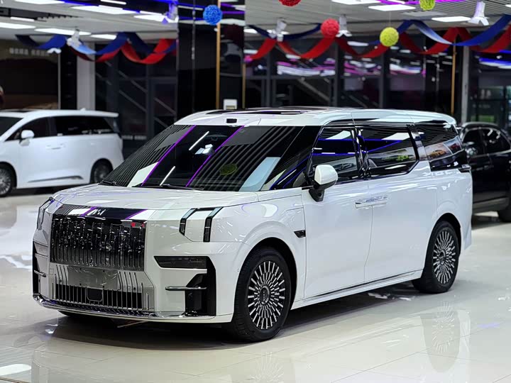 Фото 1 - Zeekr 009