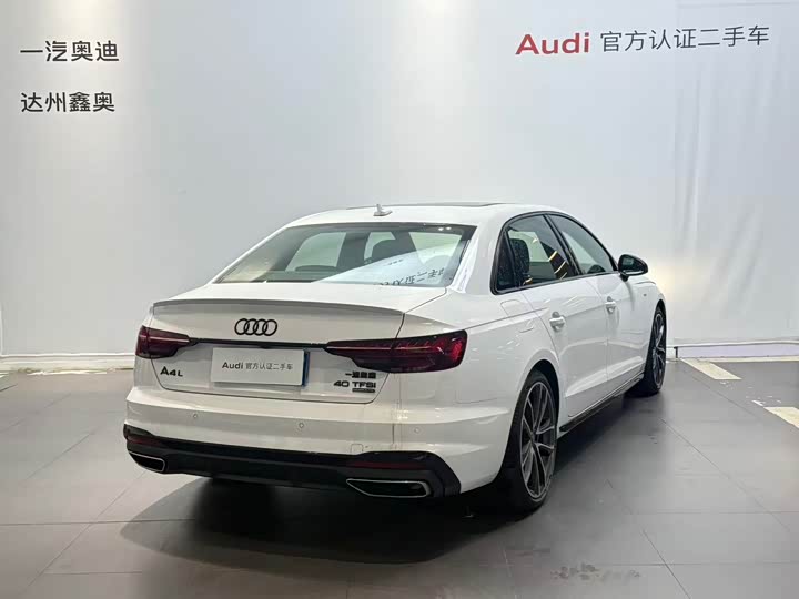 Фото 3 - Audi A4L