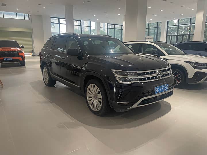 Фото 3 - Volkswagen Teramont Pro