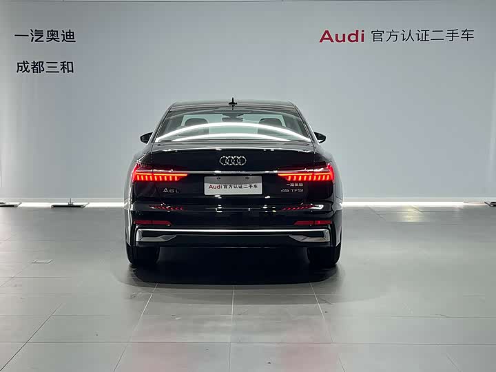 Фото 4 - Audi A6L