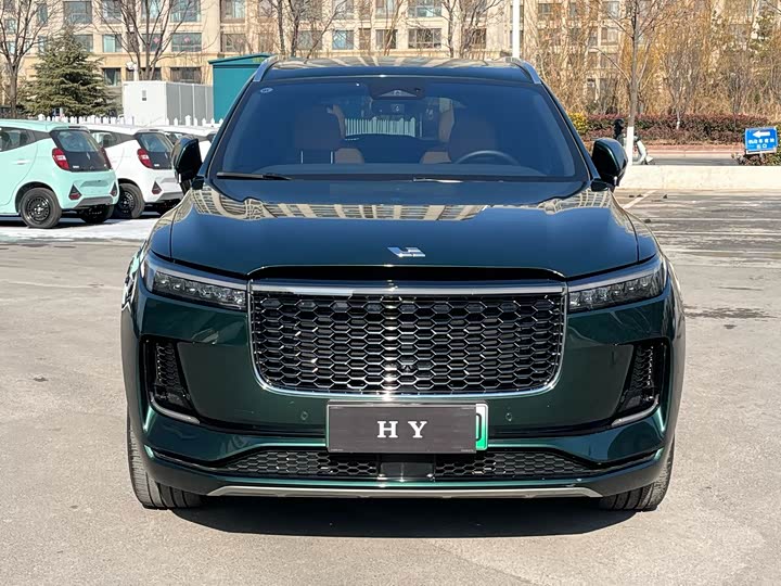 Фото 2 - LiXiang One