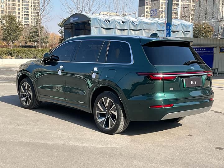 Фото 4 - LiXiang One