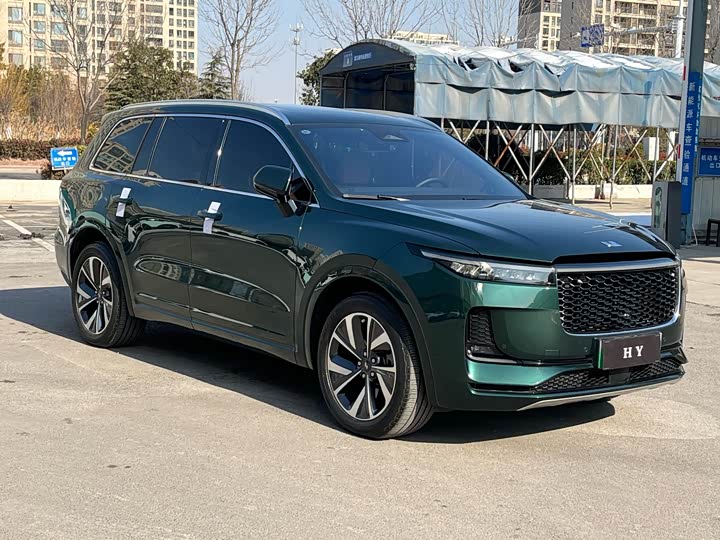 Фото 8 - LiXiang One