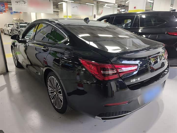 Фото 5 - Hongqi H5