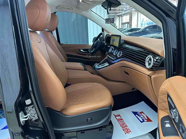 Фото 7 - Mercedes-Benz Vito