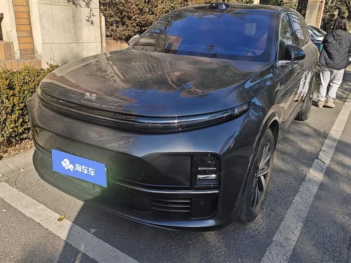 Фото 1 - LiXiang L7