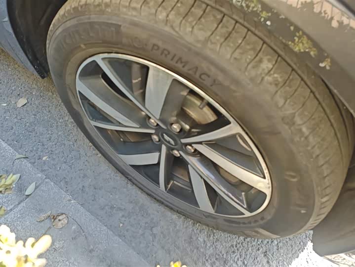 Фото 6 - LiXiang L7