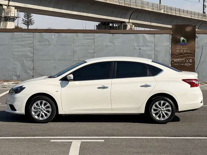 Фото 4 - Nissan Sylphy