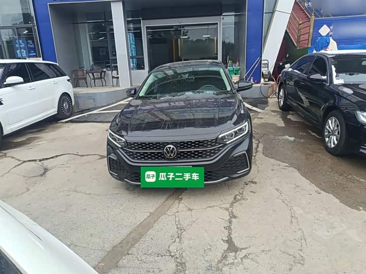 Фото 3 - Volkswagen Passat