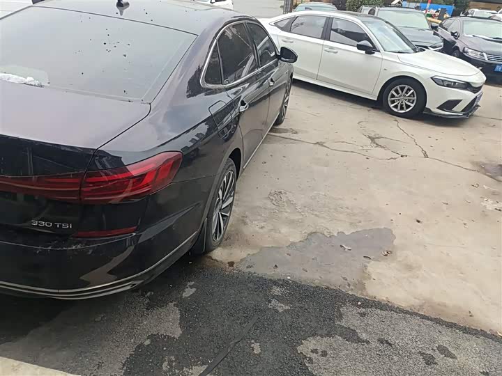 Фото 8 - Volkswagen Passat