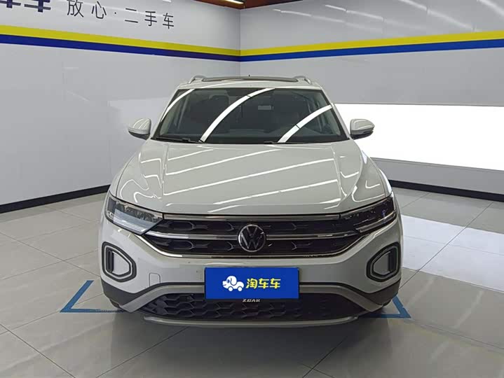 Фото 2 - Volkswagen T-Roc