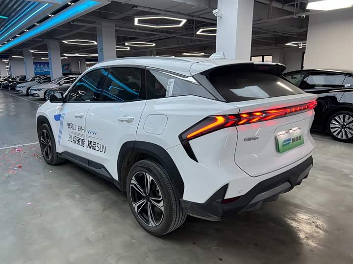 Фото 4 - Geely Galaxy L7