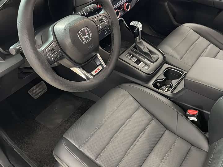 Фото 4 - Honda CR-V