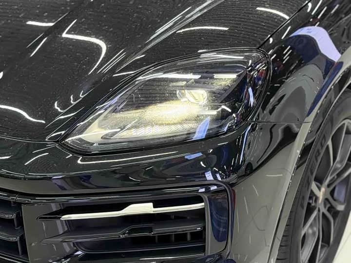 Фото 7 - Porsche Cayenne