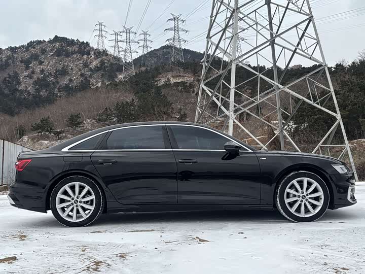 Фото 4 - Audi A6L