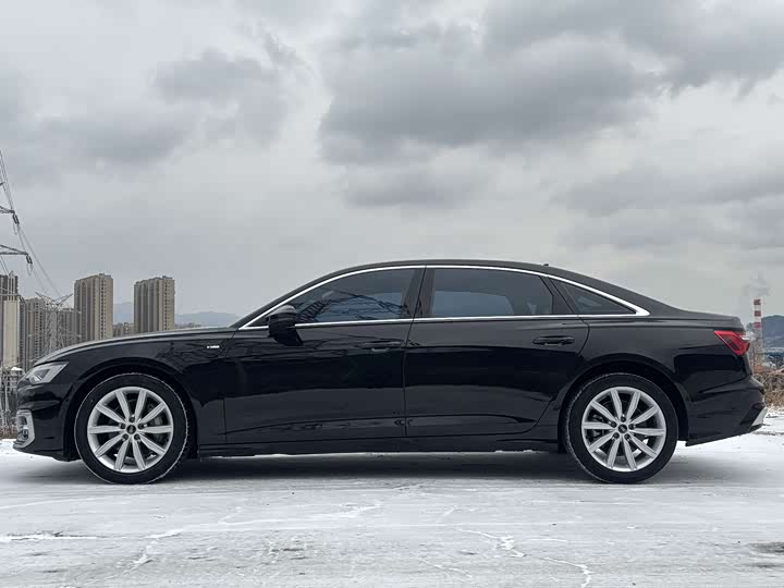 Фото 5 - Audi A6L