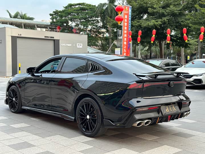 Фото 5 - Changan UNI-V