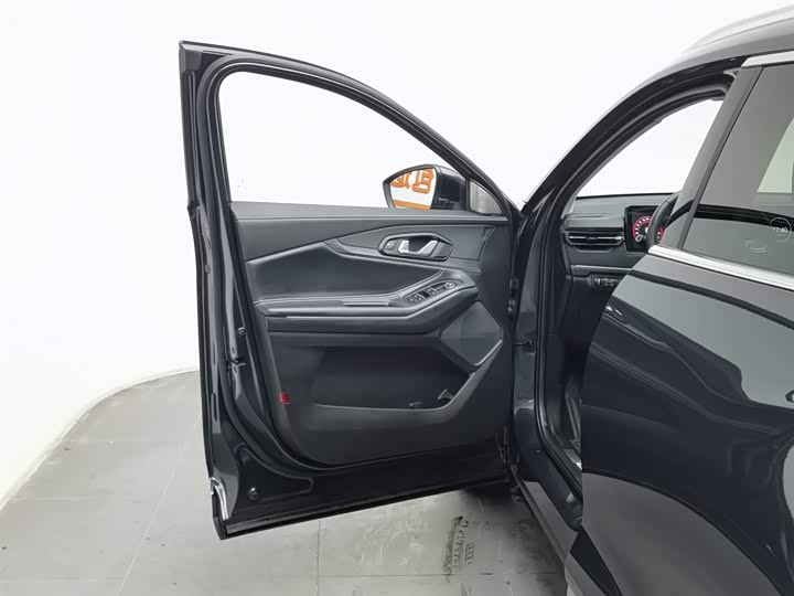 Фото 8 - Exeed TXL