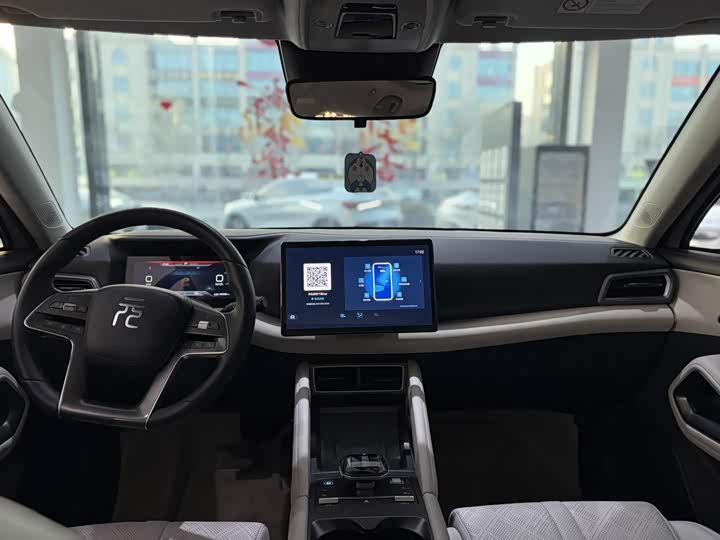 Фото 4 - BYD Yuan Up