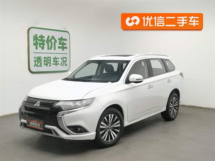 Фото 1 - Mitsubishi Outlander