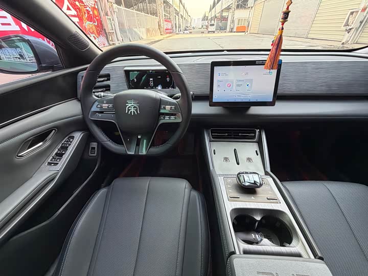 Фото 9 - BYD Qin L