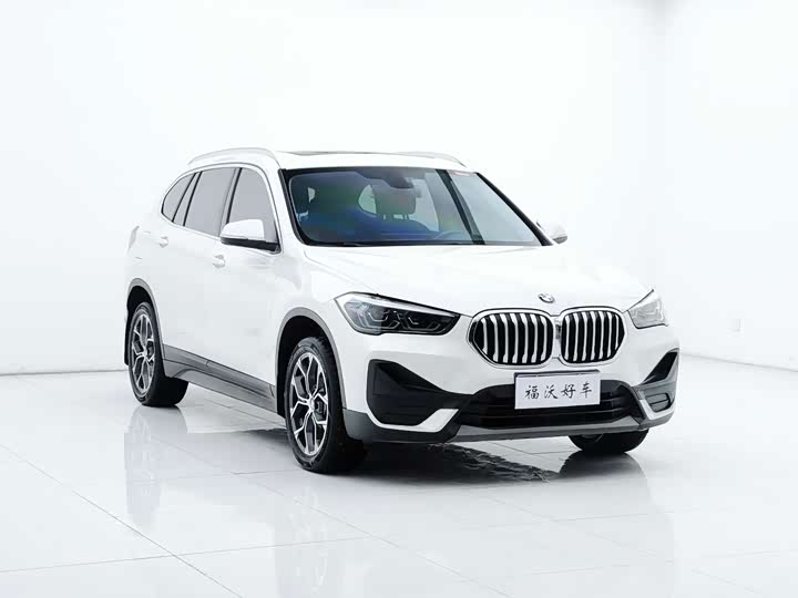 Фото 3 - BMW X1