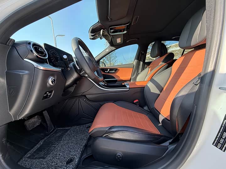 Фото 4 - Mercedes-Benz C-Class