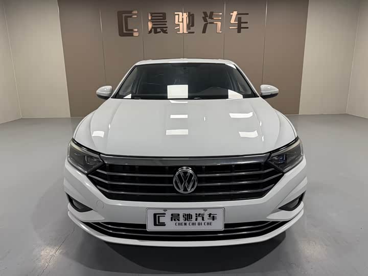 Фото 2 - Volkswagen Sagitar L