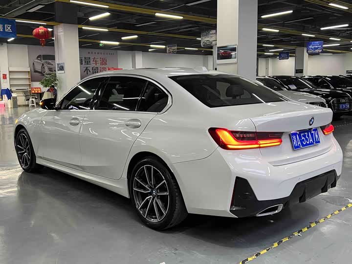 Фото 9 - BMW 3 Series