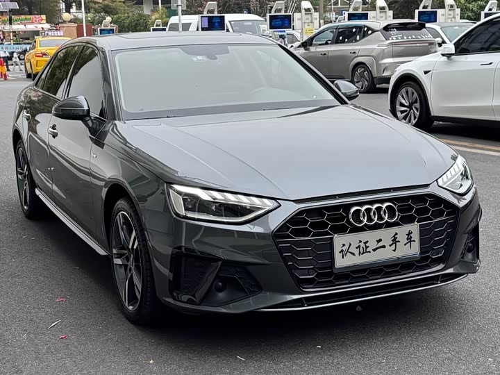 Фото 3 - Audi A4L