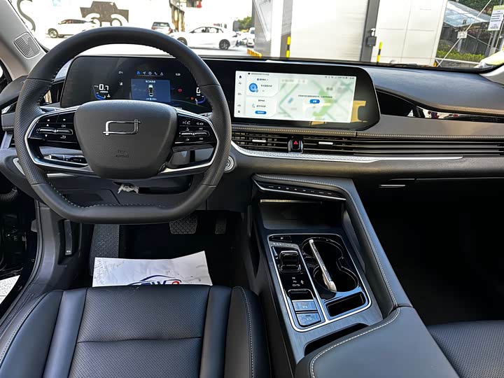 Фото 6 - Bestune B70