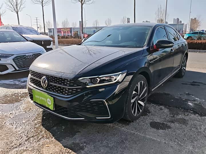 Фото 2 - Volkswagen Passat