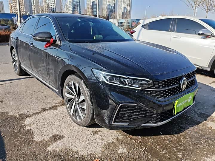 Фото 4 - Volkswagen Passat