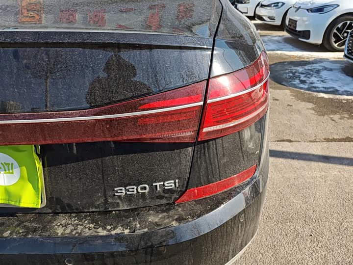 Фото 8 - Volkswagen Passat