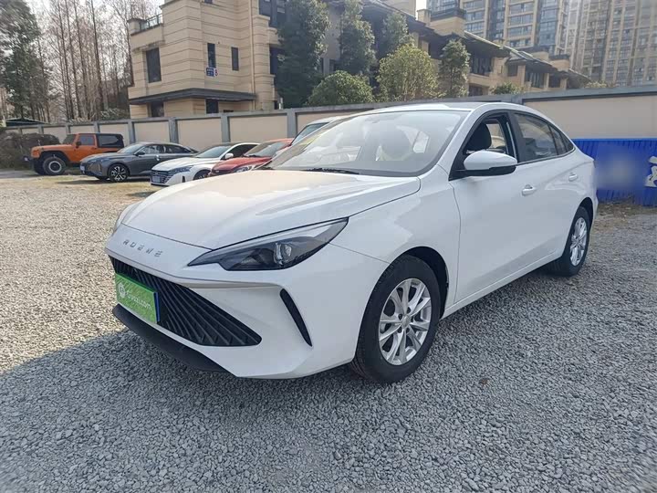 Фото 2 - Roewe i5