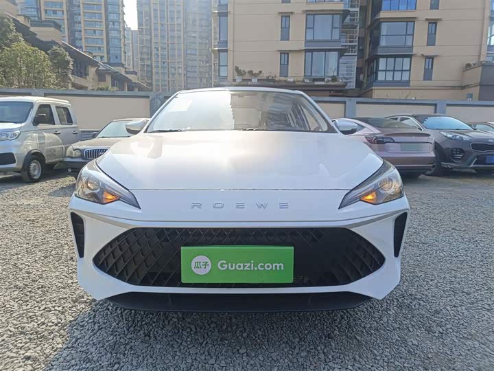 Фото 3 - Roewe i5