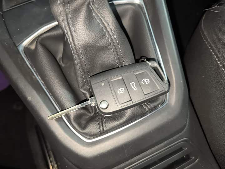 Фото 9 - Volkswagen Tacqua