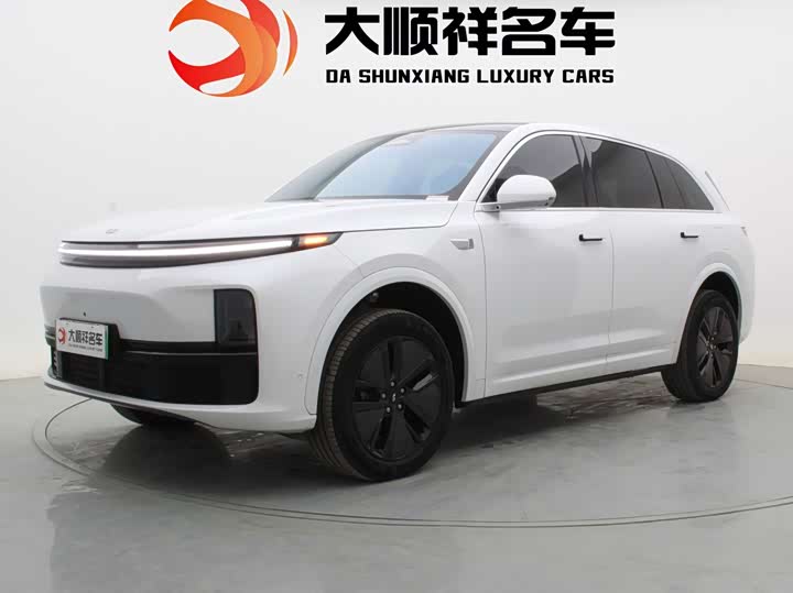 Фото 1 - LiXiang L7