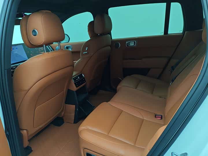 Фото 8 - LiXiang L7