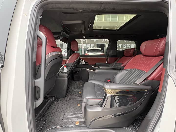 Фото 5 - GAC Trumpchi M8