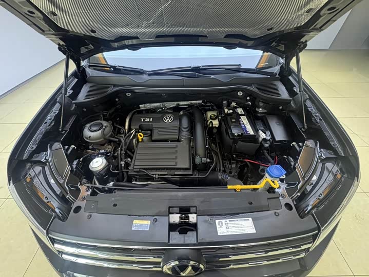 Фото 4 - Volkswagen Tharu